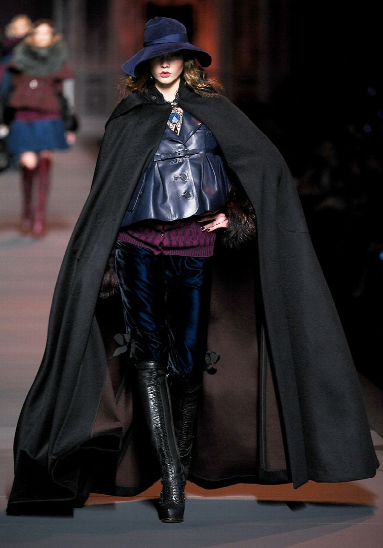 Read more about the article Super-Hero or Sophisticated: The Coat Identity
