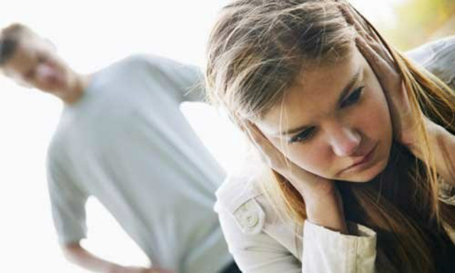Read more about the article Are You In An Emotionally Abusive Relationship?