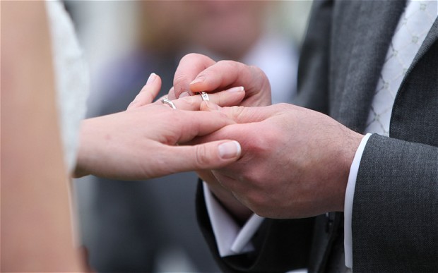 Read more about the article 9 Reasons Canadians Tie The Knot