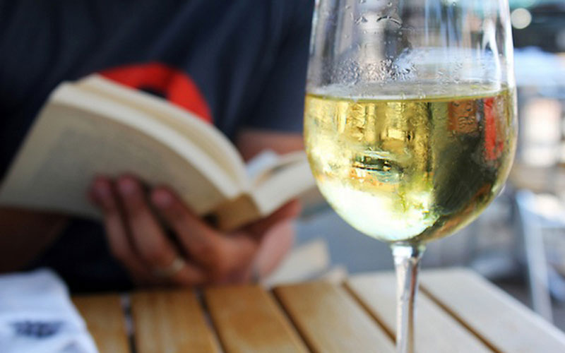 Read more about the article Five Wine Books To Fall In Love With