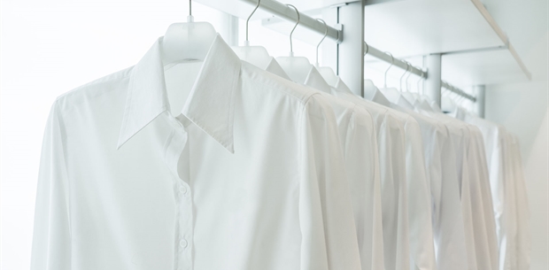 -media-5854-white-shirts-hanging.CACHE-620x305-crop