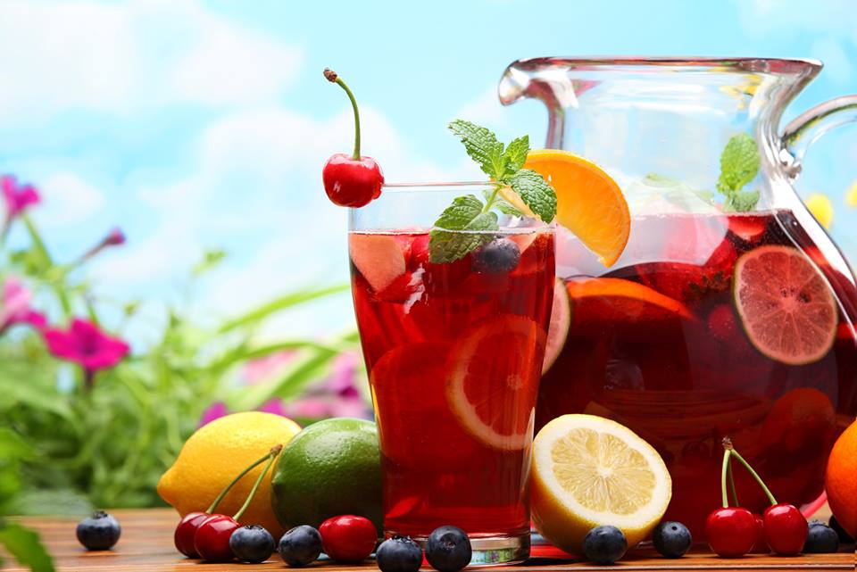 Read more about the article Three Must Know Sangria Recipes