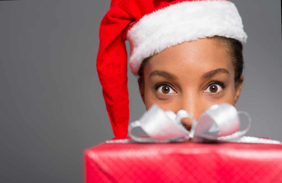 Read more about the article Holiday Gifts For Every Stage Of Your Relationship