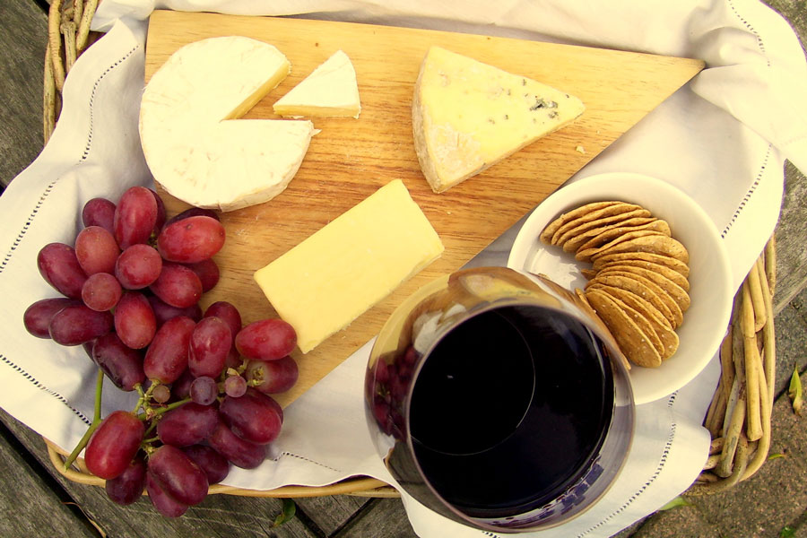 Read more about the article Practical Advice For Cheese Pairing