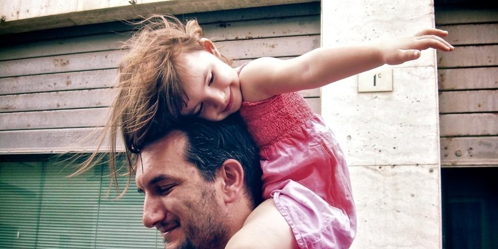 Read more about the article What To Expect When Dating A Single Dad