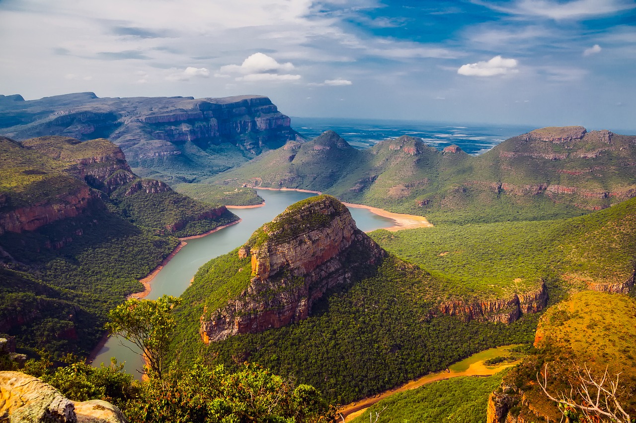 Read more about the article Exploring The Wonders of South Africa